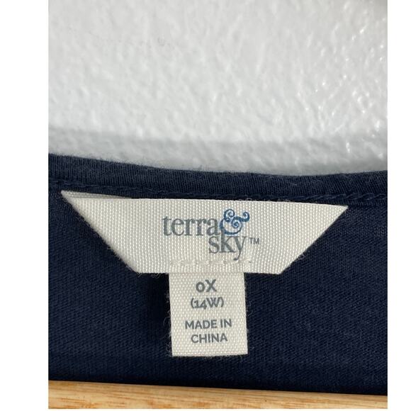 Terra & Sky Women's Plus Size Eyelet Trim Flutter Sleeve Blouse 0X Blue - Picture 4 of 8